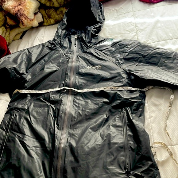 Columbia Titanium waterproof black womens jacket xl. Never worn. - Picture 1 of 8